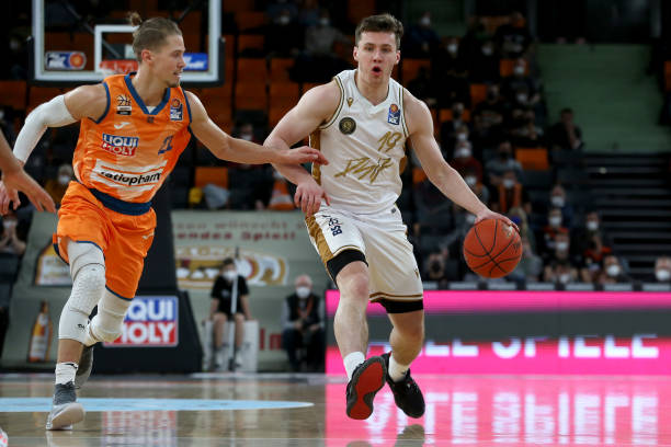 季后赛外援最终阵容：博班领衔多名大牌被淘汰 山西“押宝”新外援.