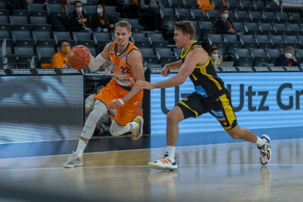 随着比赛临 随着比赛临